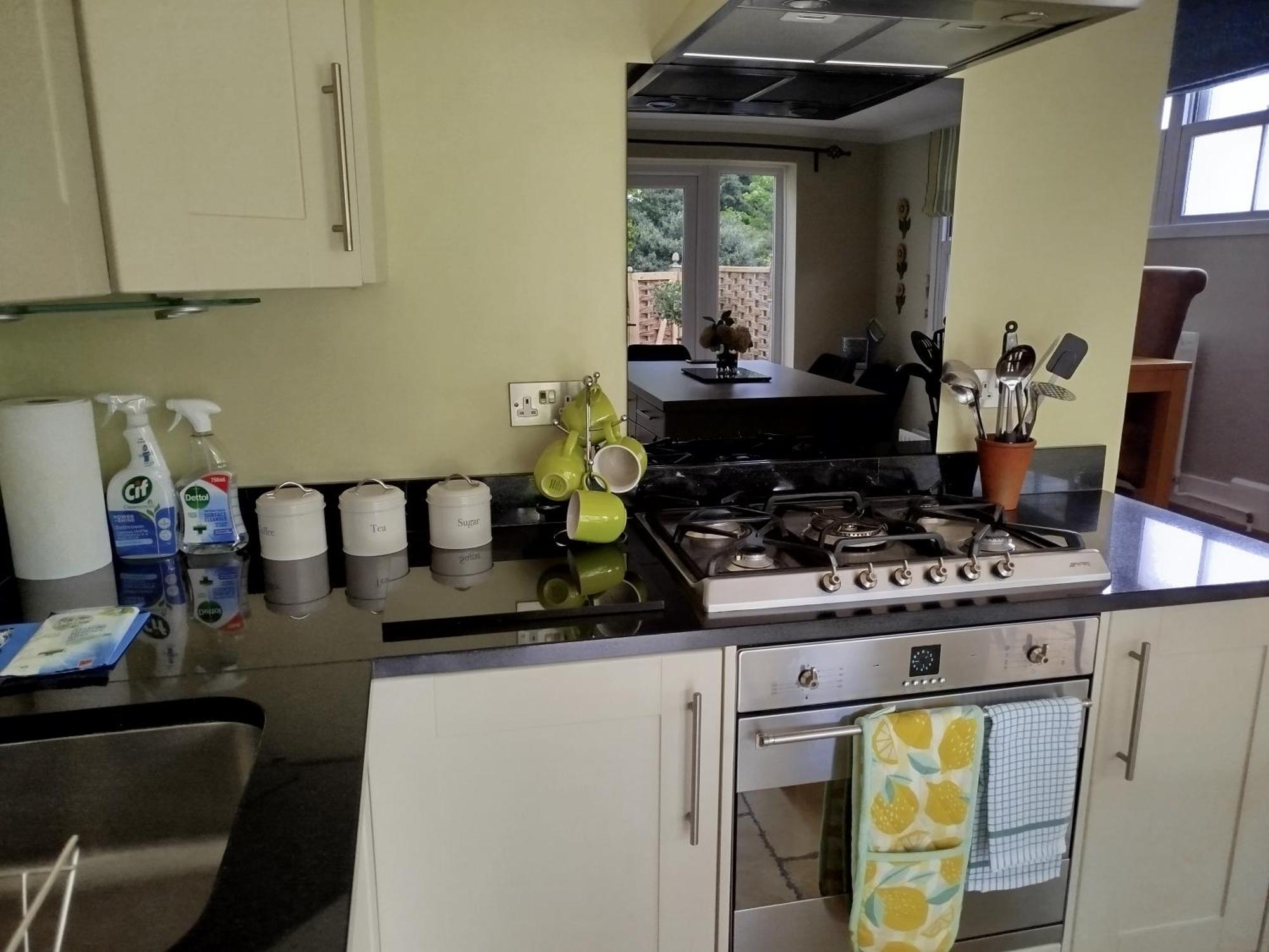 3 Bedroom Cottage In Sunninghill, Ascot Экстерьер фото