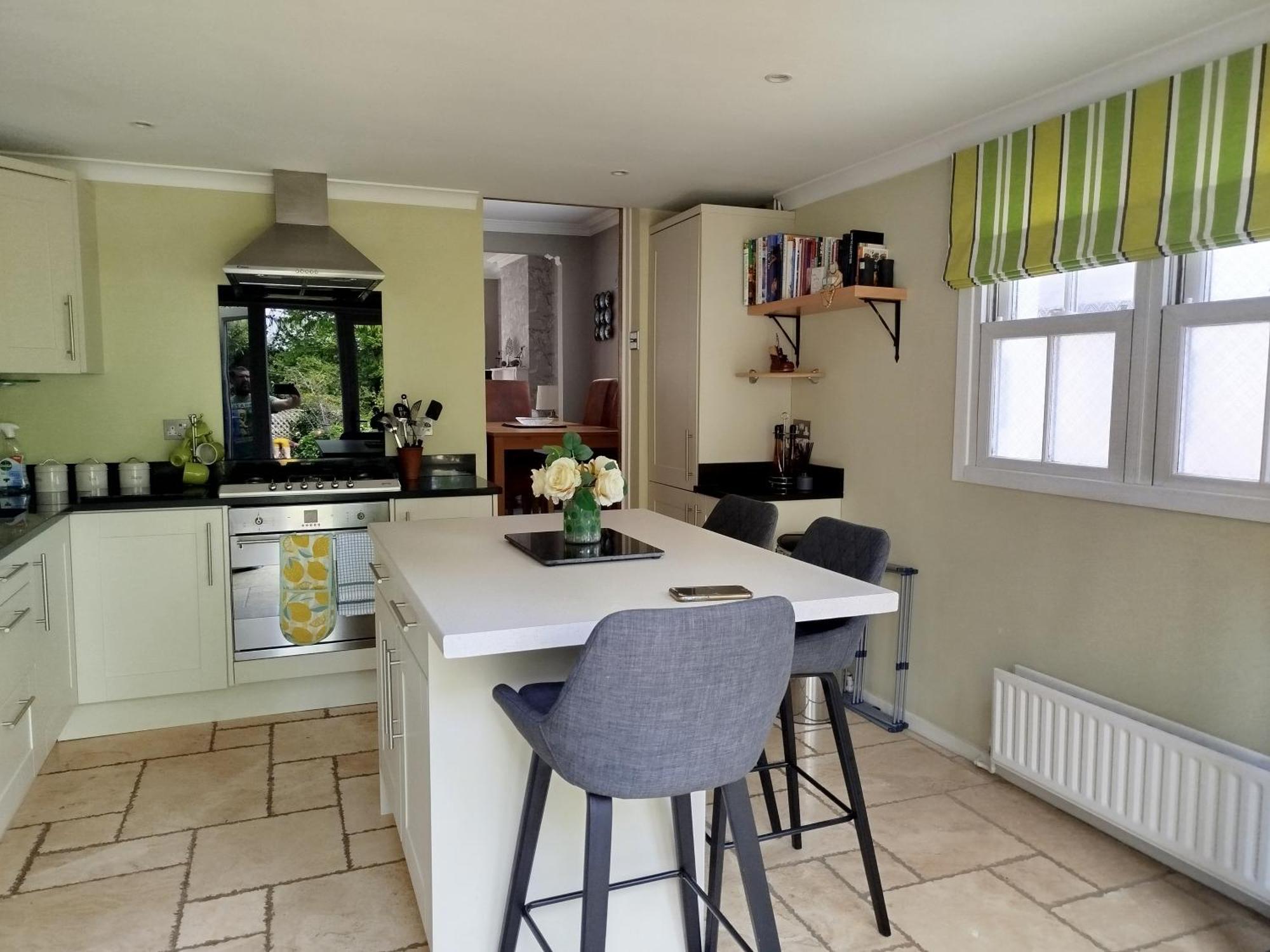 3 Bedroom Cottage In Sunninghill, Ascot Экстерьер фото